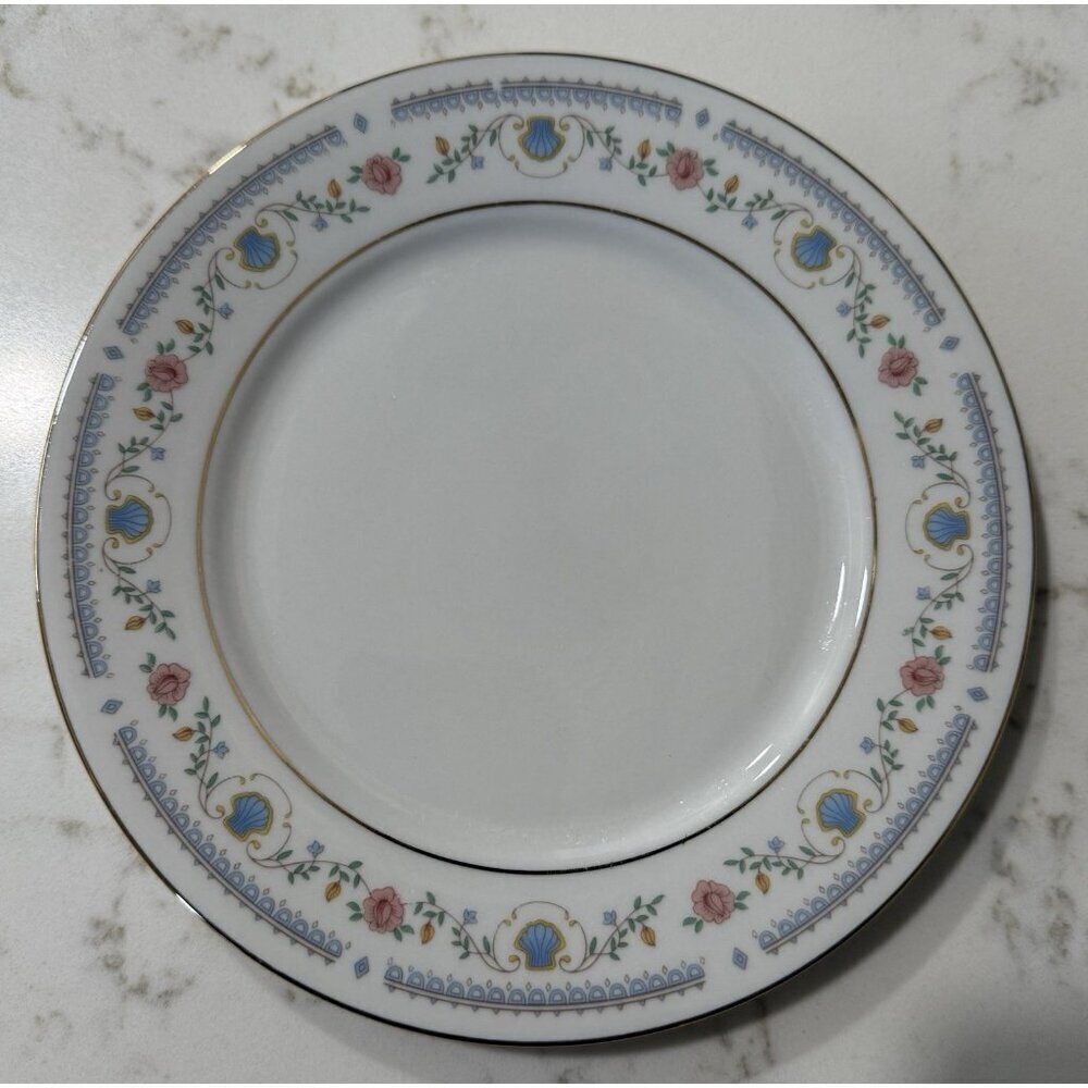 Tivoli 8305 China Set of 4 Sango Floral Seashell Salad/Dessert Plates Gold Rim